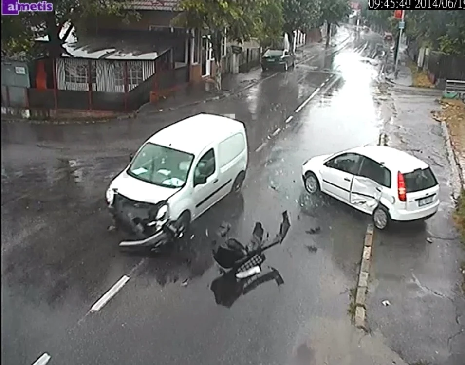 Bărbatul care a provocat accidentul a suferit mai multe traumatisme.