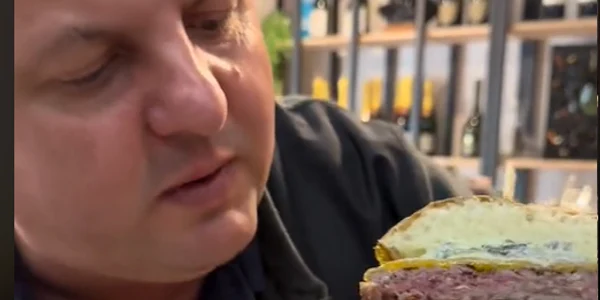 Burgerul lui Avram Gal png