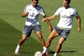 Casemiro si Cristiano Ronaldo (EPA) jpg