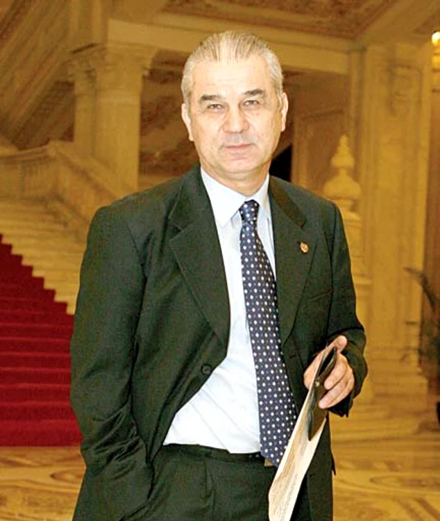 selecţionerul Anghel Iordănescu