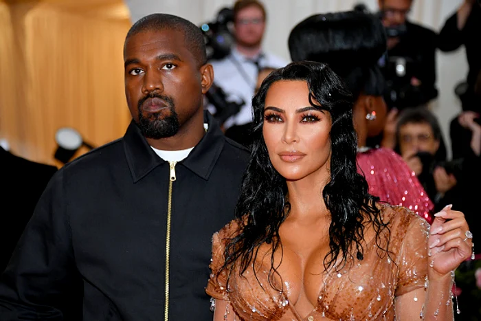 Kanye West și Kim Kardashian au devenit părinți pentru a patra oară Foto Getty Images