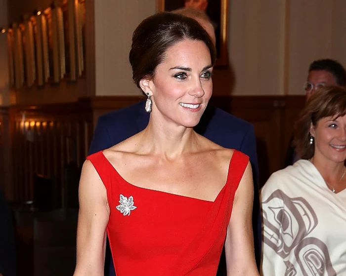 Kate a impresionat din nou prin alegerea vestimentarăfoto: Getty Images