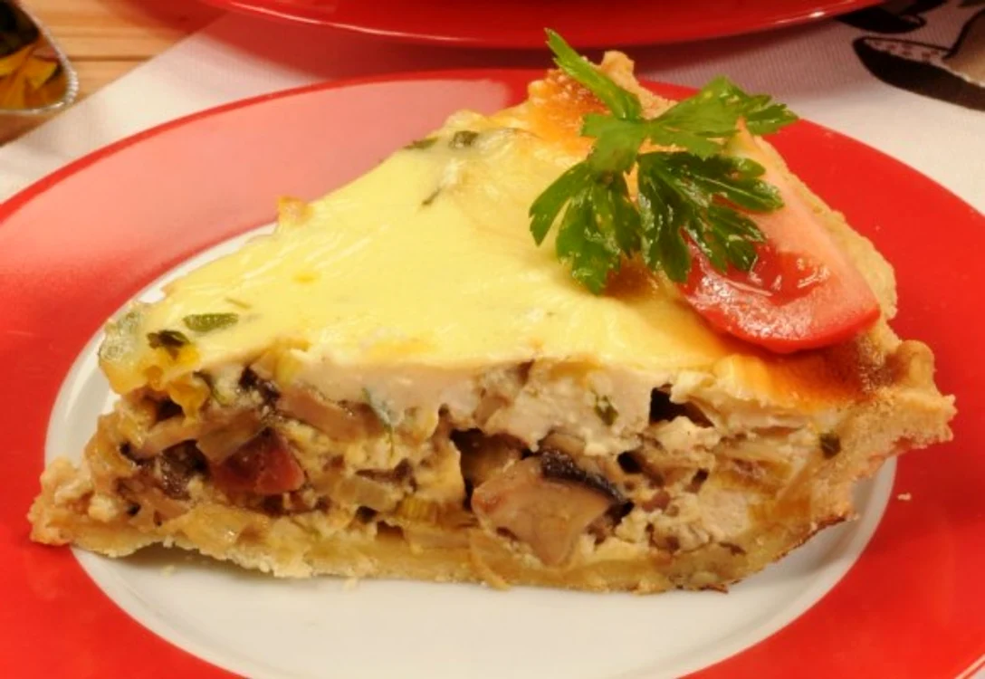 
    Încearcă o tartă delicioasă cu ciuperci şi pui!clickpoftabuna.ro  