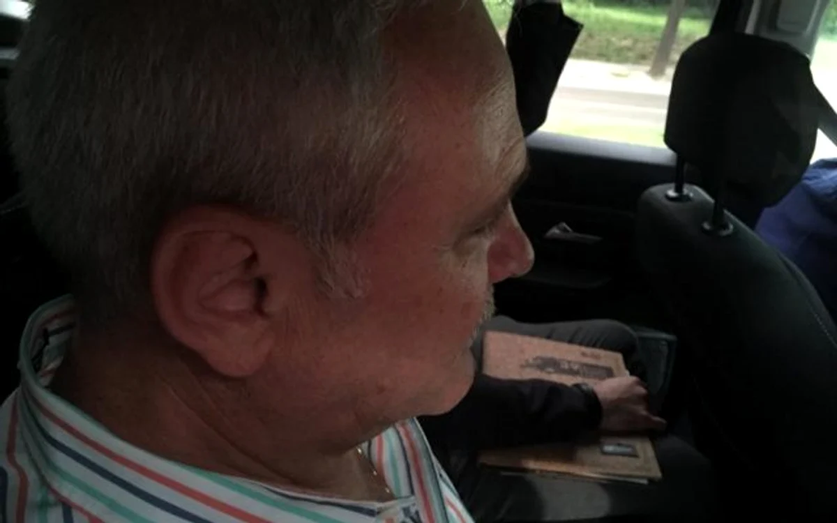 Liviu Dragnea, surprins în mașina care îl ducea la pușcărie