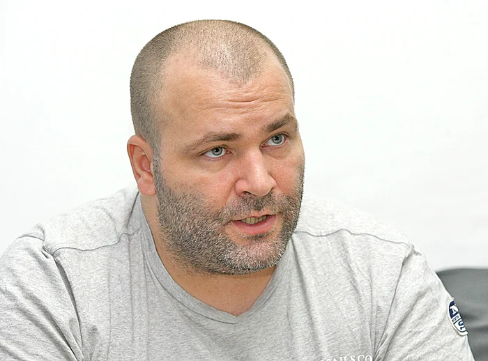 Răzvan Băncescu, preşedintele Autorităţii pentru Supravegherea şi Protecţia Animalelor, spune că maidanezii adoptaţi în străinătate au ajuns la zoofili