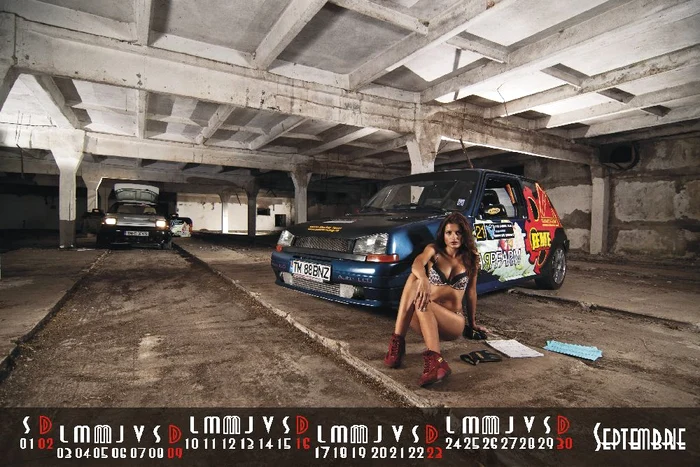 Calendarul «Racing Curves» 2012