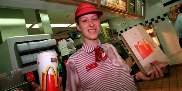 Ce salarii sunt la McDonalds