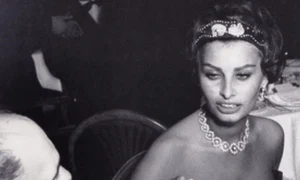 Mădălina Ghenea a publicat şi ea pe reţele sociale o fotografie cu Sophia Loren  jpeg