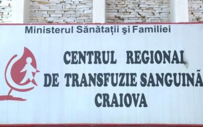 O parte din angajaţii Centrului de Transfuzii Sanguine Craiova sunt în grevă generală