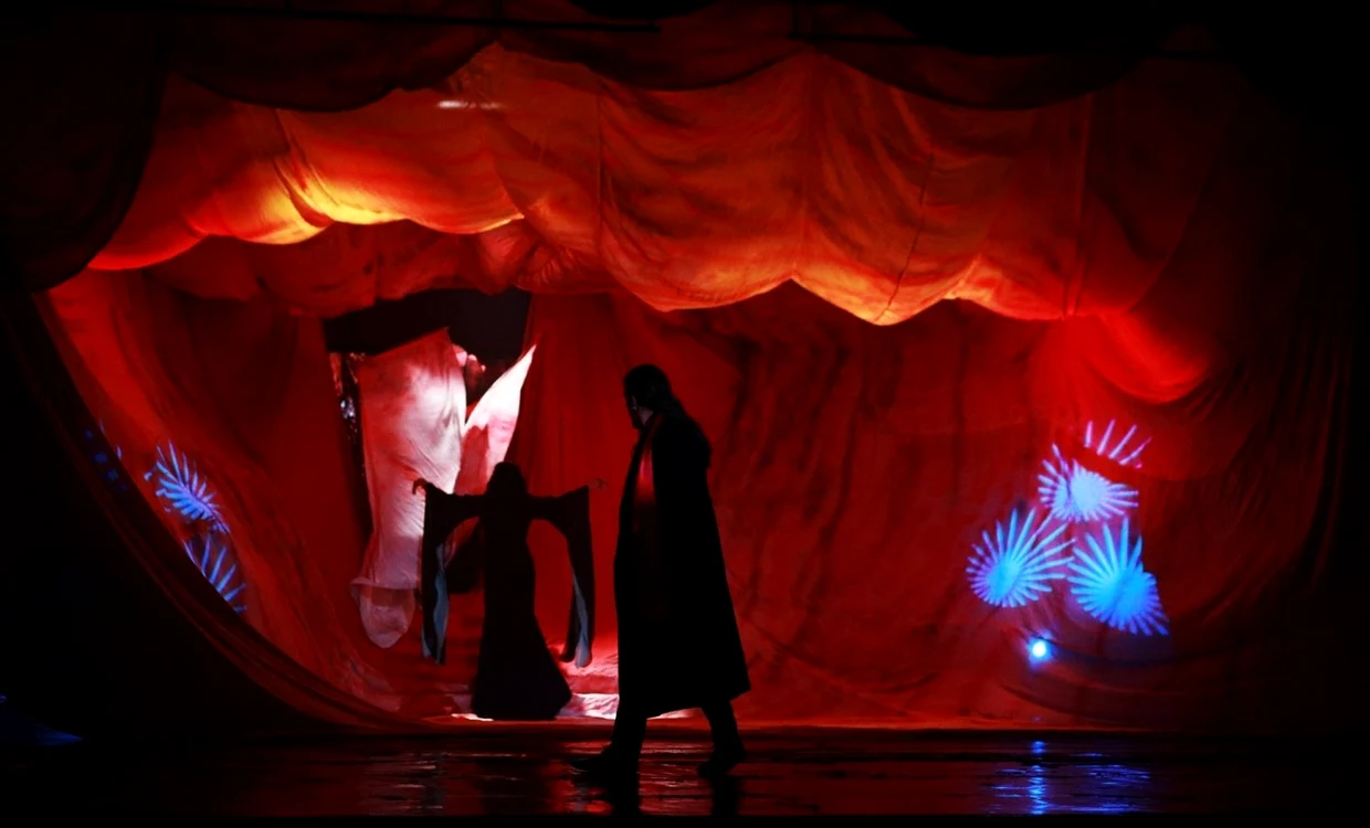 Imagine din spectacolul Cabaret FOTO Teatrul Leonard