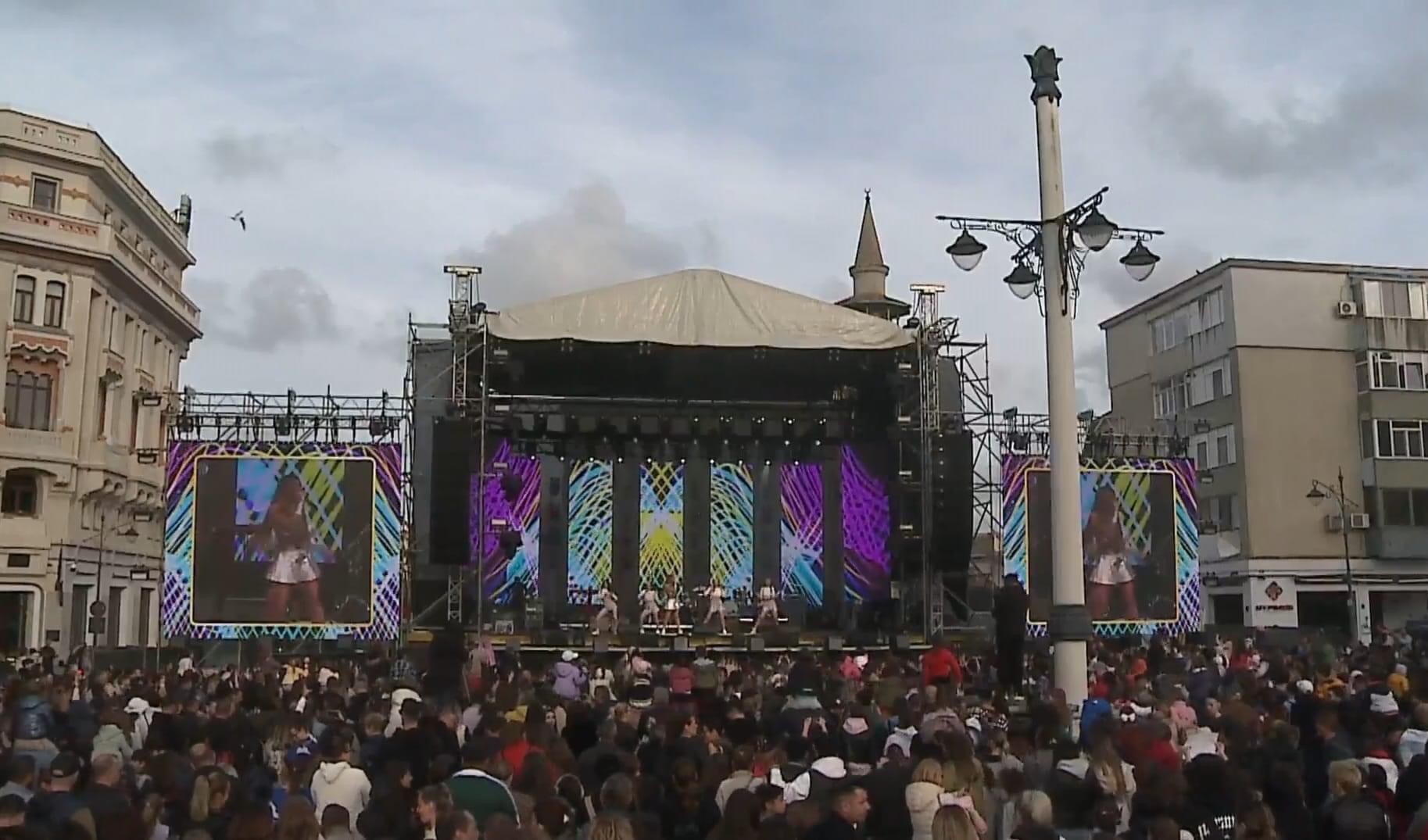 Festivalul Zilelor Constanței aduce distracție și bucurie în oraș. Festivalul Zilelor Constanței aduce distracție și bucurie în oraș.