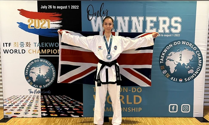 romanca sportiva Isabelle Sava marea britanie taekwondo