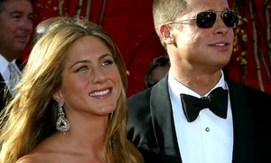 Jennifer Aniston şi Brad Pitt au divorţat în 2005 jpeg