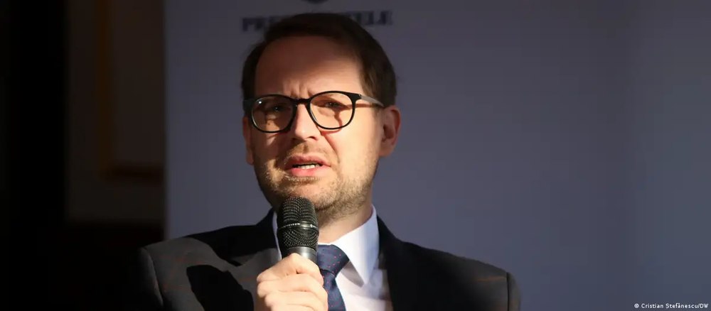 UE este chemată să intervină în cazul lui Dominic Fritz