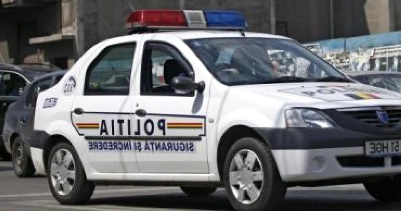 Suceava: Accident rutier în urma exploziei unei anvelope de la maşină