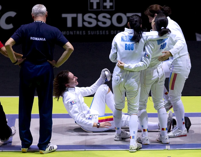 
    Spadasinele României au câștigat titlul mondial la Paris  