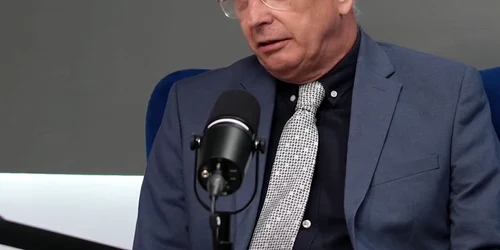 petrisor peiu foto adevarul png