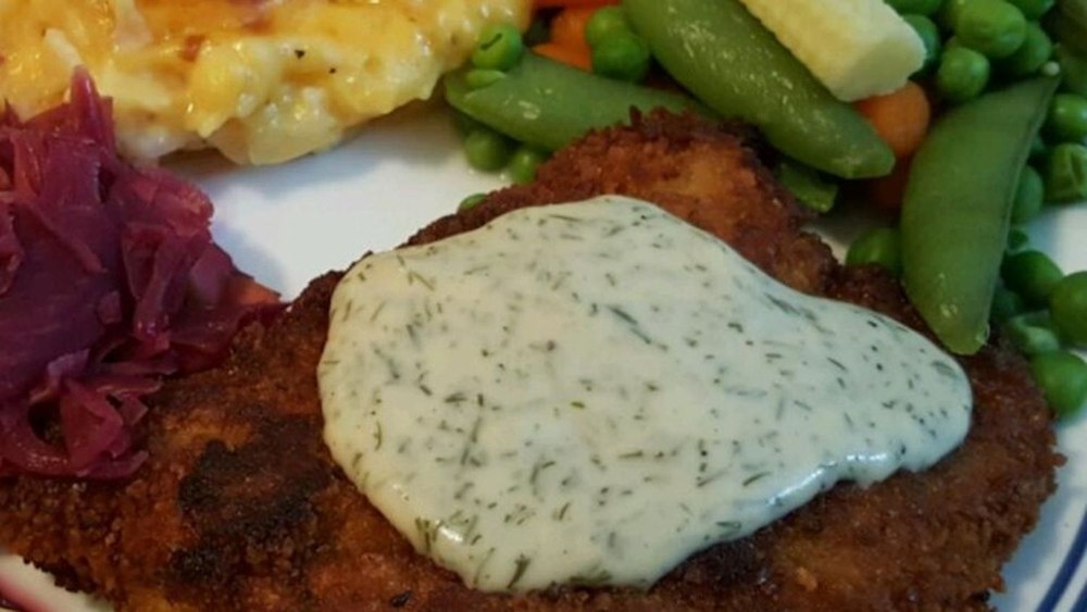 Austria a introdus „Schnitzel Bonus”. Ce valoare are și cine poate beneficia de facilitatea fiscală