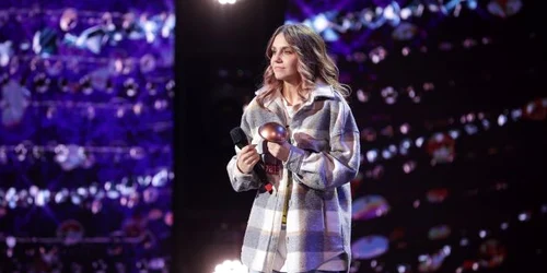 Rebeca Bana Romanii au talent Foto pro TV jpg