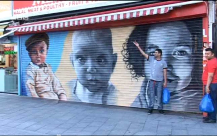 Oblonul unui magazin din sud-estul Londrei FOTO Captură bbc.co.uk