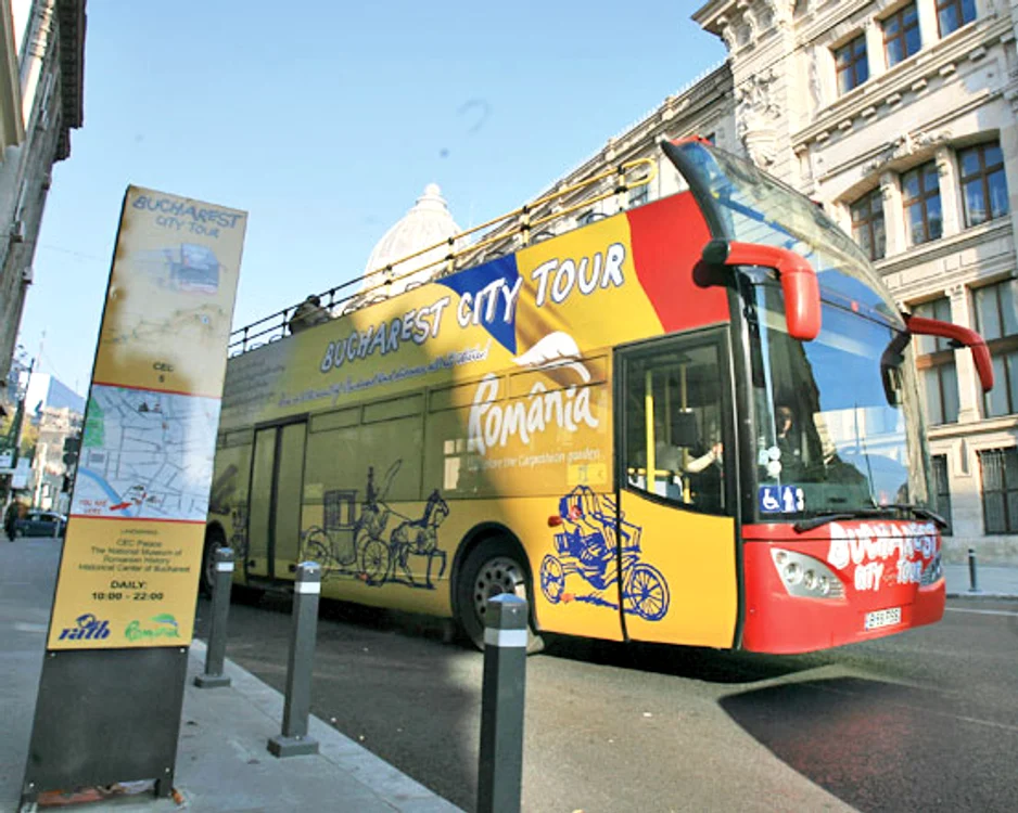 
    Autobuze turistice îşi vor relua cursele  