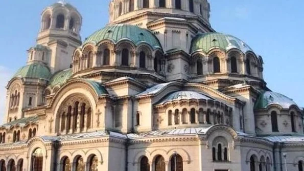 Sofia oraşul care creşte, dar nu îmbătrâneşte jpeg