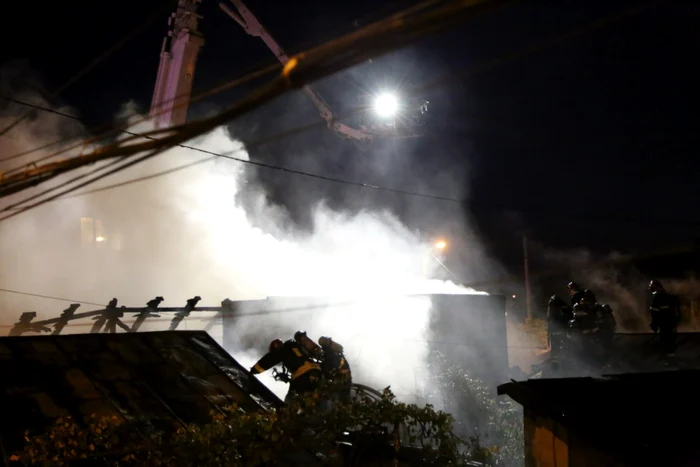 incendiu bucuresti strt orastiei foto isu bif