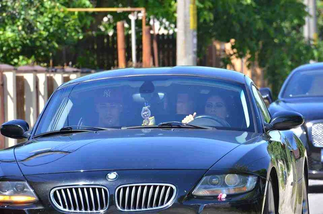 Roxana Vancea e bună prietenă cu Anda Adam şi a acceptat să-i fie domnişoară de onoareFoto: Alex Muscaliu