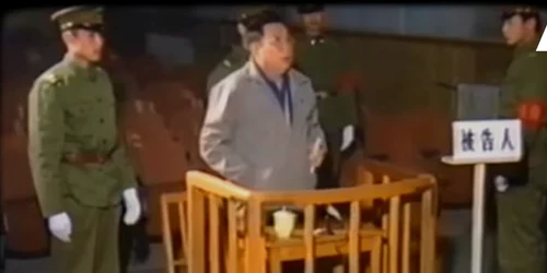 generalul care a refuxat sa traga in protestatarii de la Tiananmen FOTO caotura youtube APT