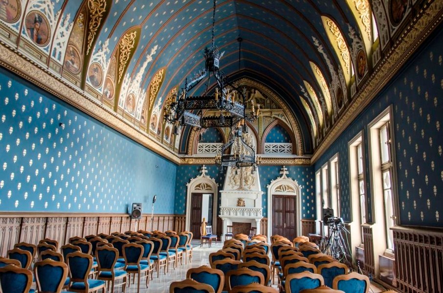 Nu ai cum să nu le admiri. Cele mai frumoase clădiri din Iaşi, adevărate atracţii pentru turişti FOTO