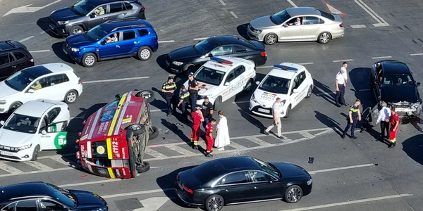 accident smurd bucuresti foto  Info Trafic Bucuresti si Ilfov jpg