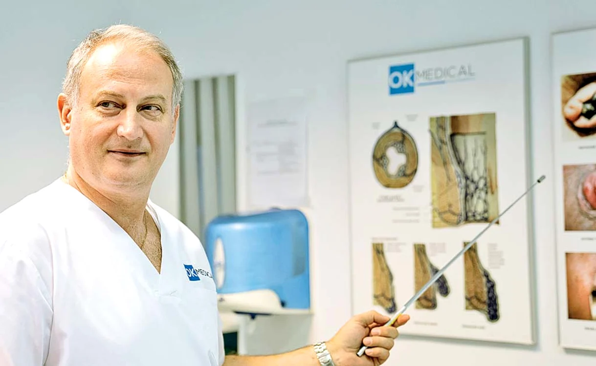 Dr. Dan Andronesi, medic primar chirurgie generală