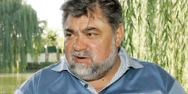 Dumitru Sechelariu a fost internat sub pază