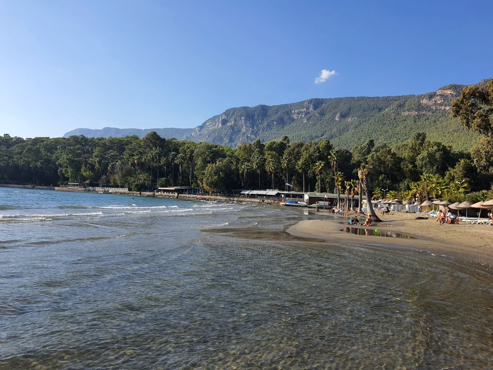 Plaja din zona metropolitană Mugla. FOTO: R.F.