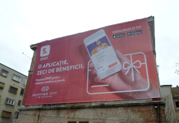 Amenzi pentru publicitate stradală