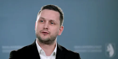 SEI 281518002 32b6 webp