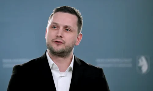 SEI 281518002 32b6 webp