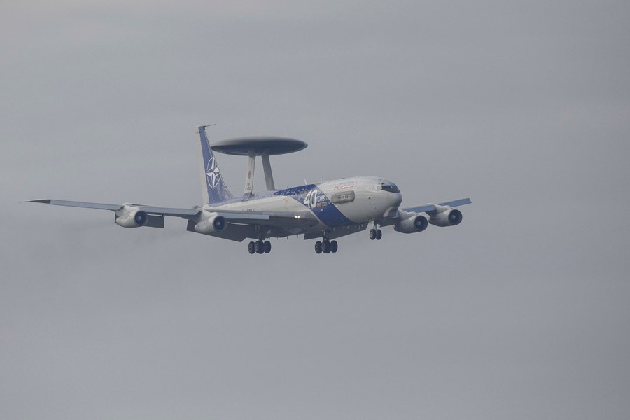 NATO desfășoară avioane AWACS în Lituania pentru a supraveghea activitățile militare ruse