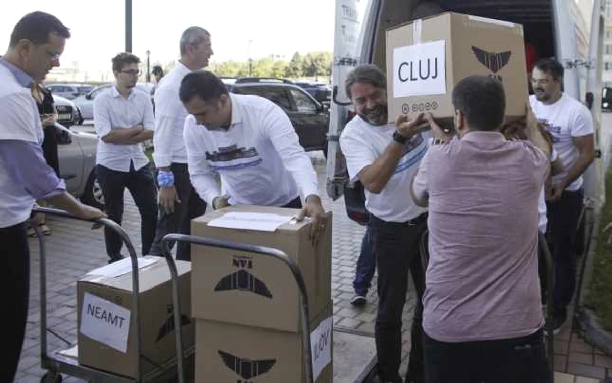 Semnăturile au ajuns la CCR