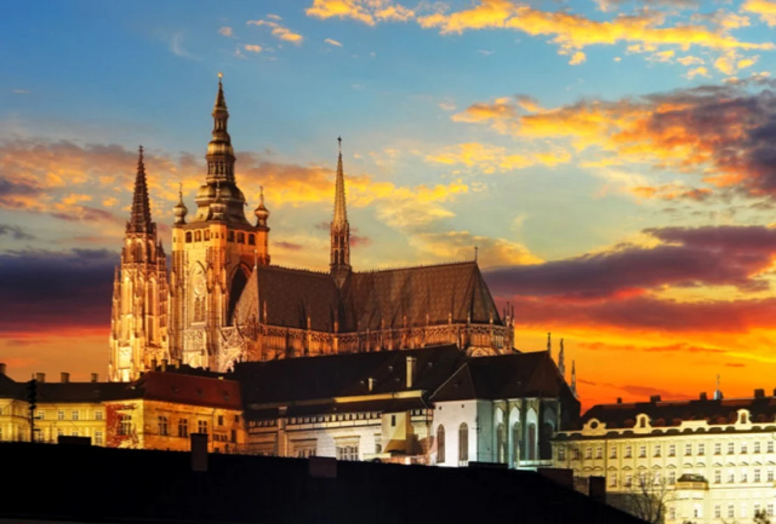 Castelul din Praga este una dintre principalele atracţii turistice ale Cehiei