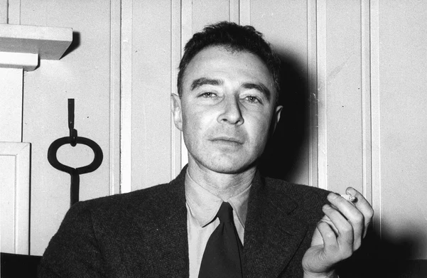 J. Robert Oppenheimer este considerat „părintele” bombelor atomice. Sursa foto: Arhivă Adevărul