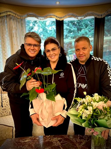 Paul Surugiu, Fuego, și Irina Loghin, Facebook