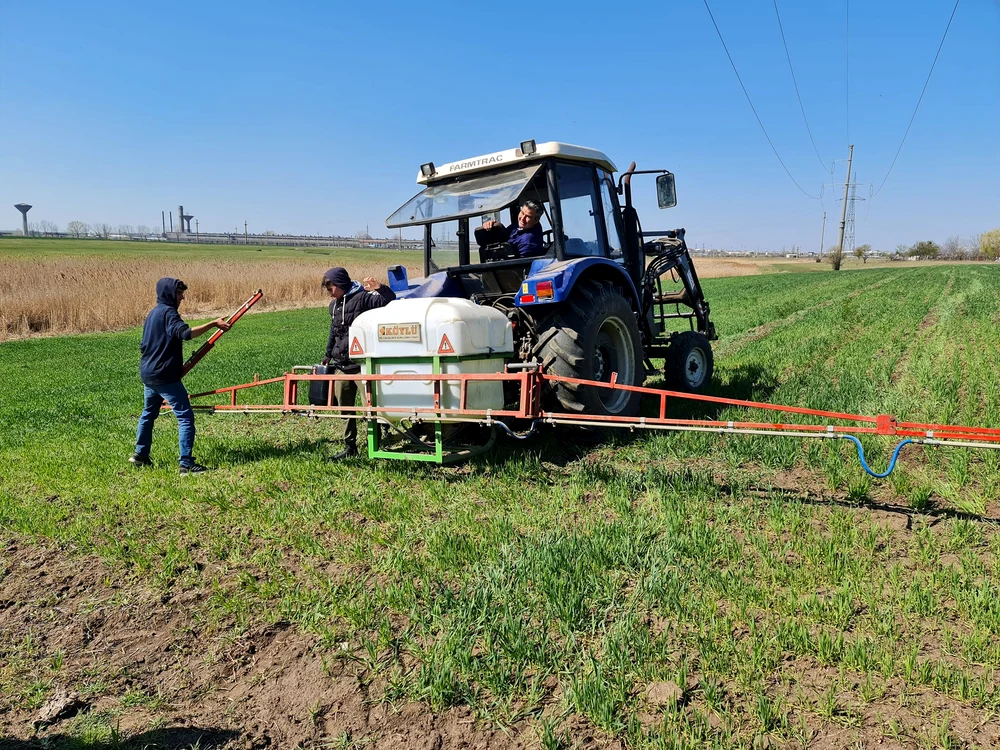 Agricultura nu-i mai „prinde pe tineri”, deși cererea de specialiști în piață este mare FOTo: arhiva