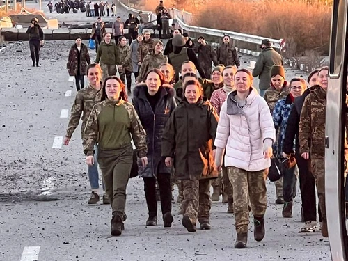 11 ucrainence eliberate în schimbul de prizonieri cu Rusia sunt ofițeri Foto: Twitter Andrii Iermak