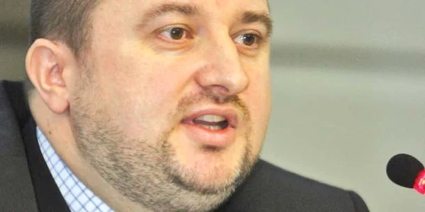 Ministrul Economiei, Daniel Chiţoiu, dă semne că  nu mai are răbdare cu „băieţii deştepţi“  