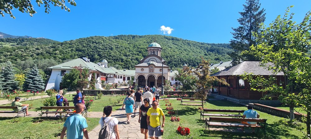 Cum va fi vremea de Sfânta Maria. Jumătate de țară, sub avertizare ANM de Cod Galben de caniculă