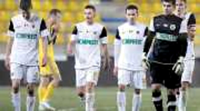 Galamaz, Hoban, Adrian Cristea, Bornescu şi Szukala (de la stânga) au plecat toţi de la „U“ Cluj la Petrolul