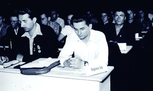 Ion Iliescu, trimis de Ceauşescu la şcoala vieţii jpeg