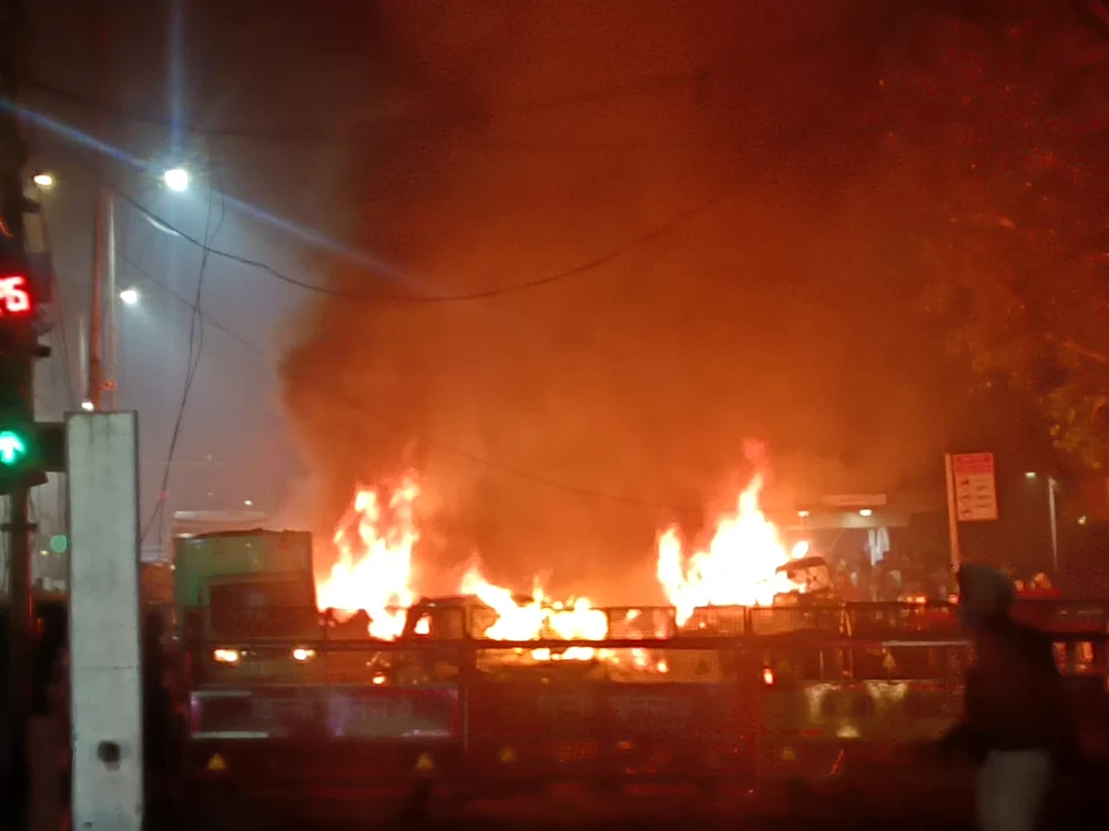 Explozie la intrarea unei stații de metrou din New Delhi FOTO: X