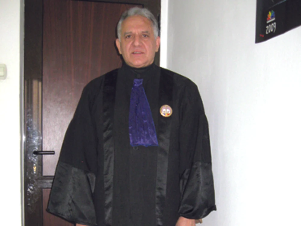 Iaşi: Aurel Dublea Stăpâneşte „chimia“ proceselor penale (PORTRET)